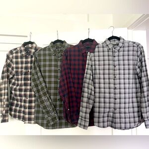 Banana Republic Flannel button down Men shirts lot of 4 all size small